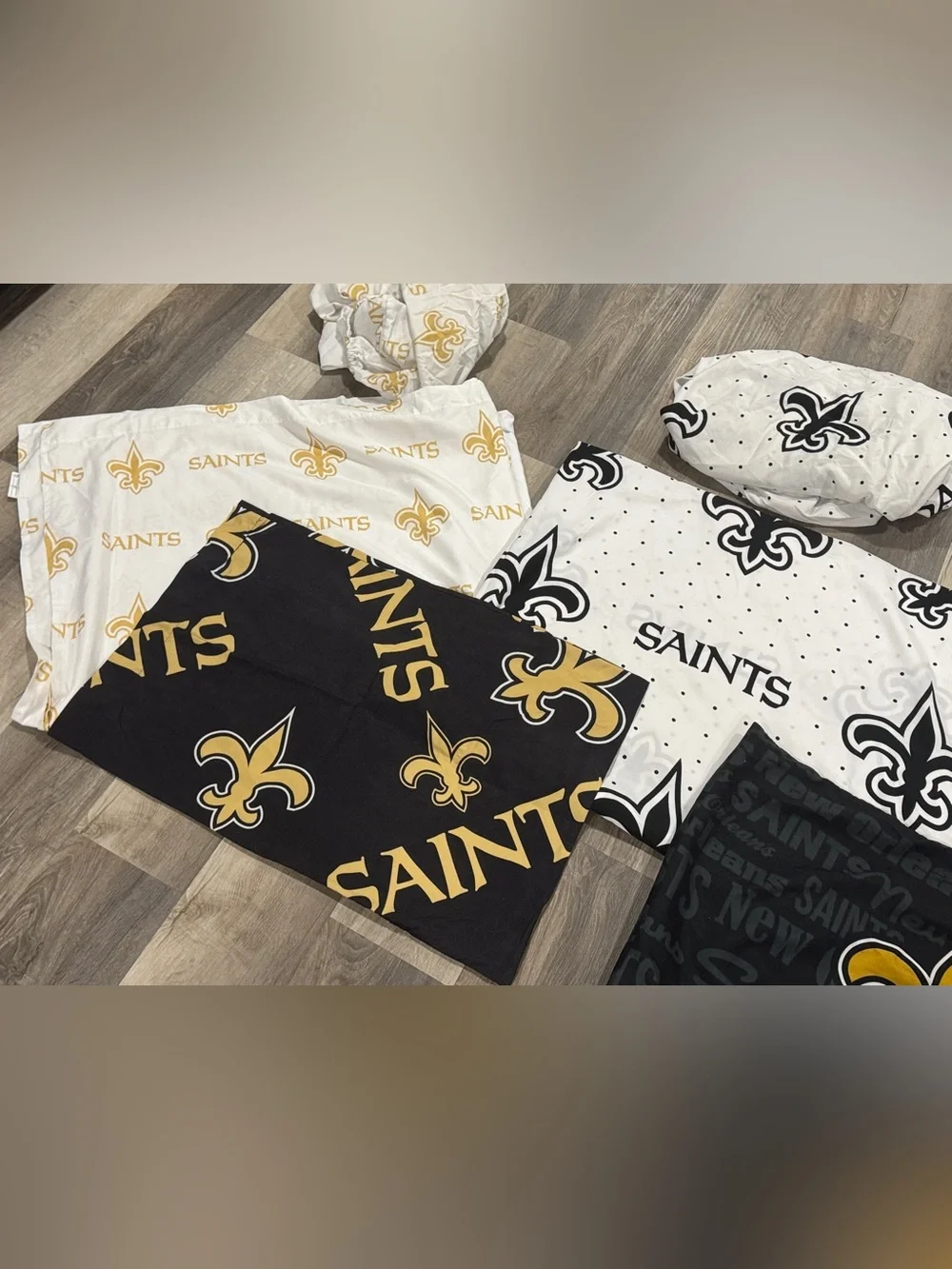 New Orleans Saints Pillowcase & Bedding Set - Fleur-de-Lis Print Polyester